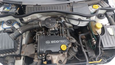 OPEL CORSA C 1.0 Bontott alkatrészei - 4. kép