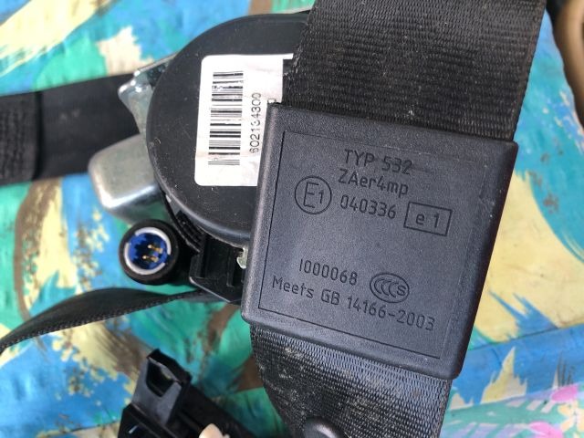 Bal első biztonsági öv- 3 Ajtó - jobbkormányos image 5