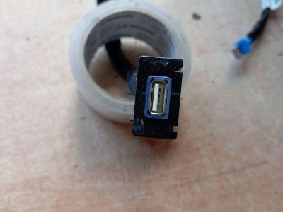 HYUNDAI TUCSON USB Aljzat - 5. kép