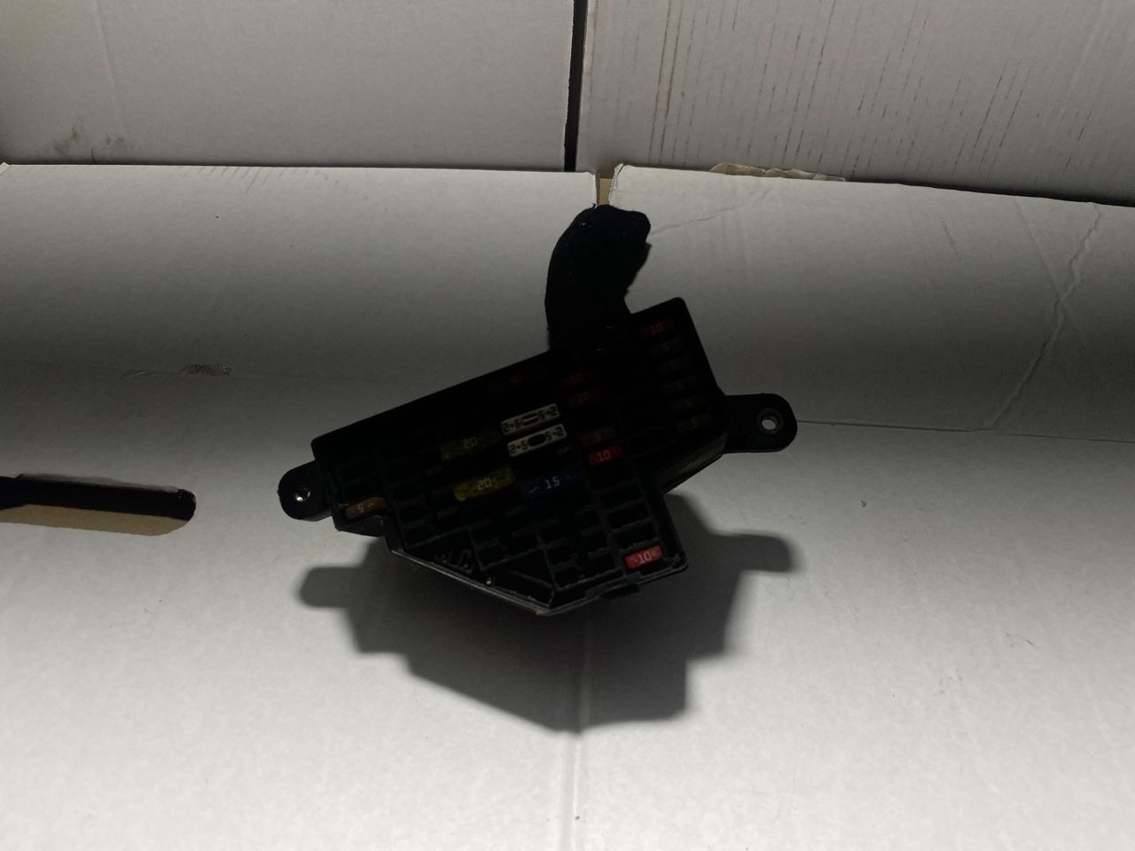 SKODA OCTAVIA II (1Z3) Biztosítéktábla Utastér