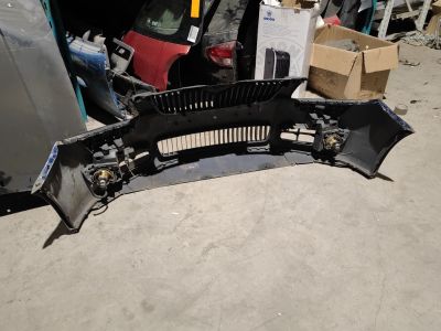 SKODA FABIA II Első Lökhárító (Részeivel) - Első Lökhárító (Részeivel)