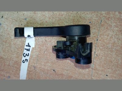 HYUNDAI TUCSON Motorháztető  Nyitó Kar / Gomb - 4. kép