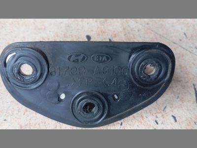 HYUNDAI TUCSON Csomagtérajtó Ütköző - Csomagtérajtó