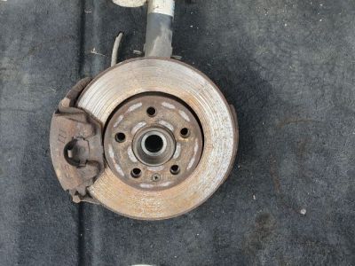 Bal első Kerékagy - Futómű, kormányzás, felni