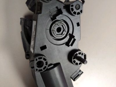 Csomagtérajtó Bal Zsanér - Zsanér