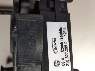 Csomagtérajtó Bal Zsanér - Zsanér