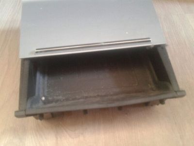 Első Hamutartó - 2. kép