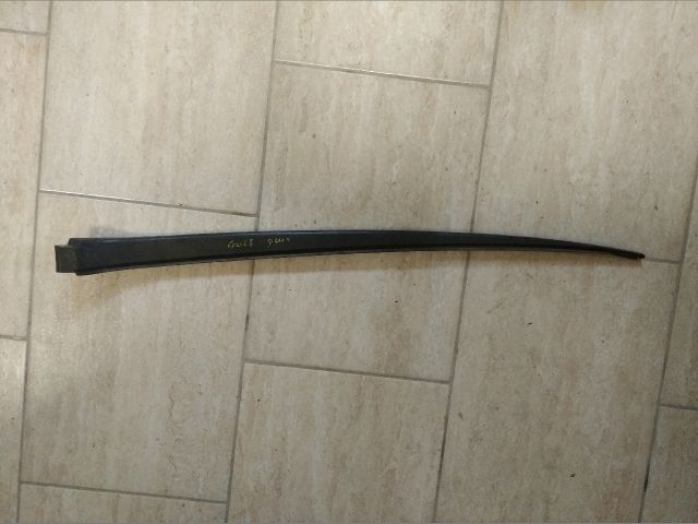 Első Szélvédő Jobb Díszléc - Díszléc | EXPO.HU