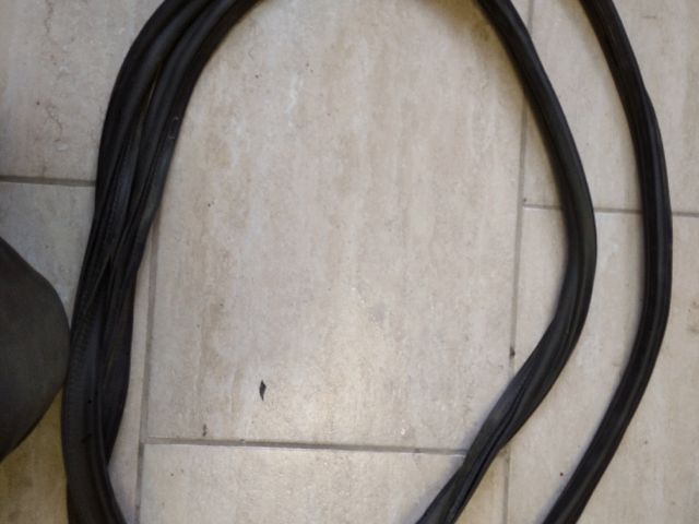 Csomagtérajtó Gumikéder - Gumikéder | EXPO.HU