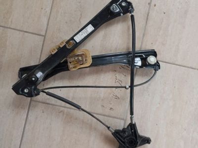 Bal első Ablakemelő Szerkezet (Elektromos) - Ablakemelő