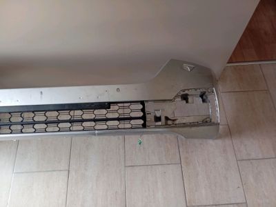 Első Lökhárító (Üresen) - Lökhárító