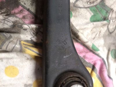 Bal hátsó Futómű Kitámasztó - Futómű, kormányzás, felni