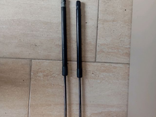 Gázrugós Kitámasztó Teleszkóp Pár Csomagtérajtó - Kitámasztó | EXPO.HU