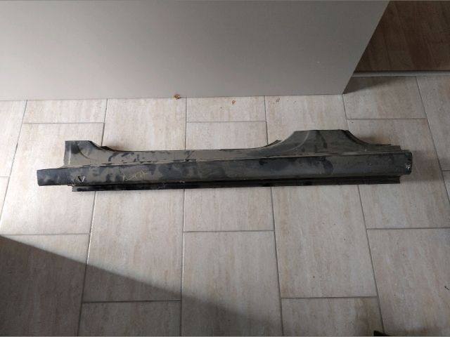 Bal Küszöb - Karosszéria elem (lemez) | EXPO.HU