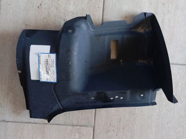 Bal hátsó Lámpakeret - Karosszéria egyéb | EXPO.HU