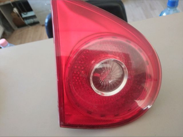 Bal Belső Hátsó Lámpa - Hátsó Lámpa | EXPO.HU