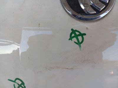 Motorháztető - 2. kép