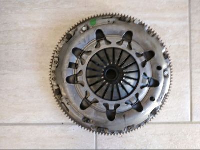 Kuplung Szett Lendkerékkel