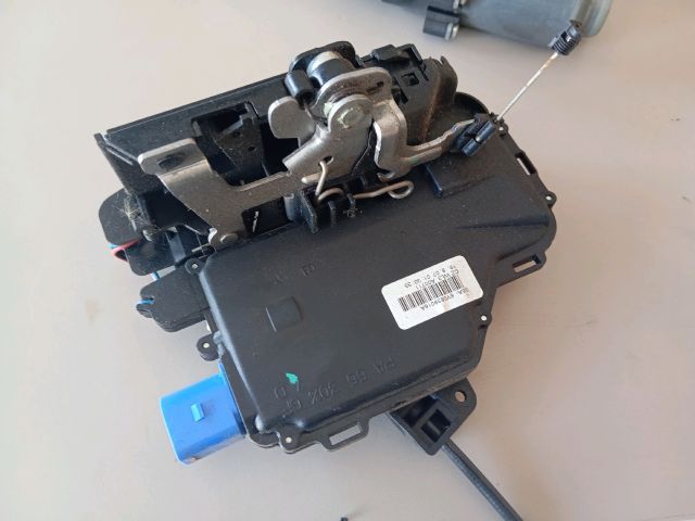 Jobb hátsó Ajtózár - Zárszerkezet | EXPO.HU