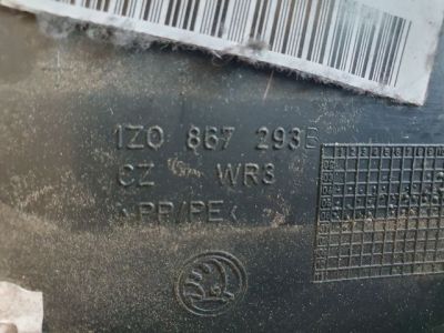 Bal B Oszlop Burkolat - 9. kép