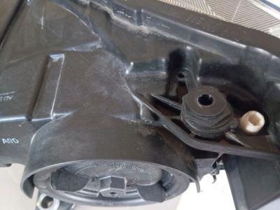 Jobb Ledes Fényszóró - 4. kép