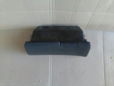 Kesztyűtartó - Kesztyűtartó