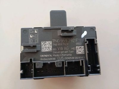 Jobb első Ajtó Vezérlőegység - Elektronika