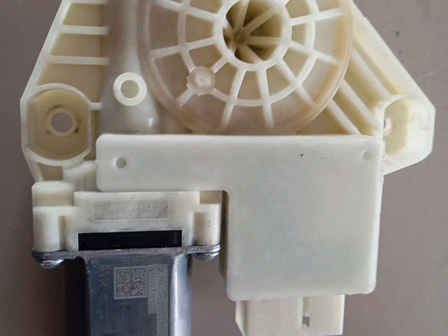 Jobb első Ablakemelő Motor - Elektro-motor, pumpa, generátor | EXPO.HU