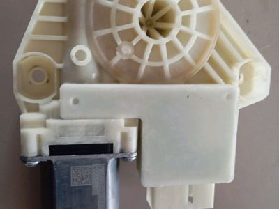 Jobb első Ablakemelő Motor - 1. kép