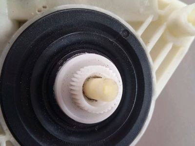 Jobb első Ablakemelő Motor - 2. kép