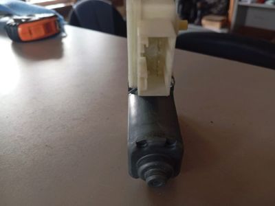 Jobb első Ablakemelő Motor - 5. kép