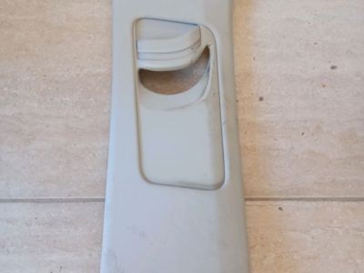 Bal B Oszlop Burkolat