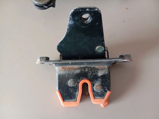 Csomagtérajtó Zárszerkezet - Zárszerkezet | EXPO.HU