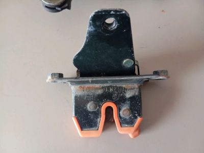 Csomagtérajtó Zárszerkezet - Zárszerkezet