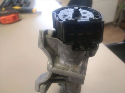 Gyújtáskapcsoló Házzal - 4. kép