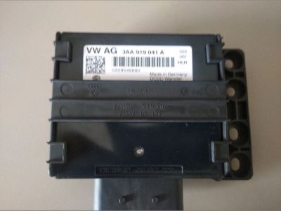 Feszültségszabályzó