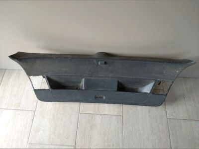 Csomagtérajtó Burkolat Alsó - Burkolat