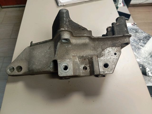 Motor Tartó Bak (Fém) - Bak | EXPO.HU