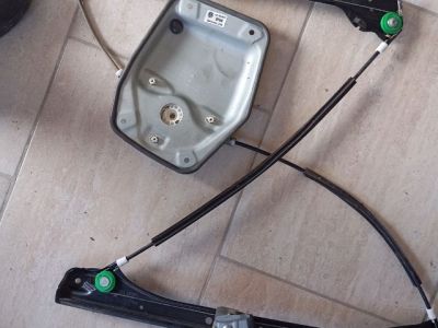 Bal első Ablakemelő Szerkezet (Elektromos) - Ablakemelő