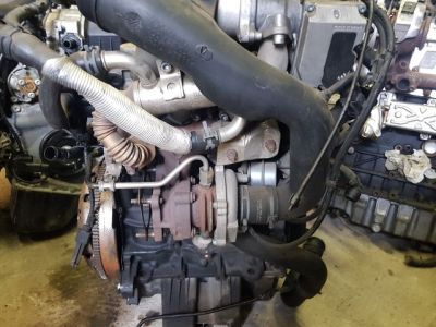 Komplett Motor (Segédberendezésekkel) - 4. kép