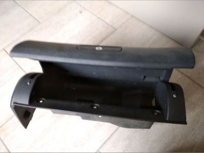 Kesztyűtartó - 4. kép