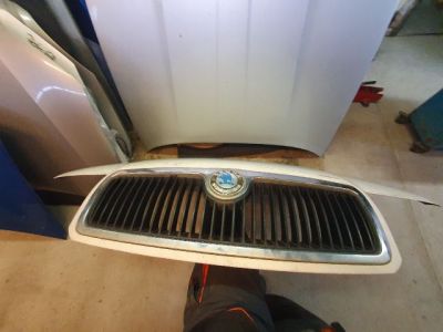 Motorháztető - 6. kép