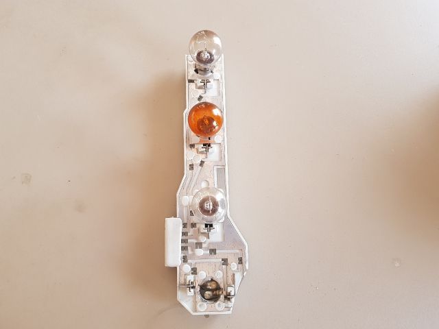 Jobb Hátsó Lámpa Foglalat - Foglalat | EXPO.HU