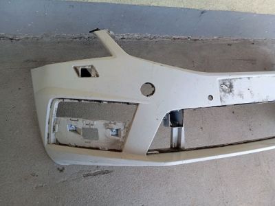 Első Lökhárító (Üresen) - Lökhárító