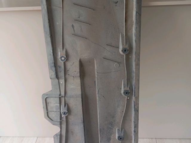 Bal Fenéklemez - Karosszéria egyéb | EXPO.HU