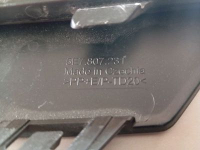 Bal hátsó Lökhárító Díszléc - Díszléc