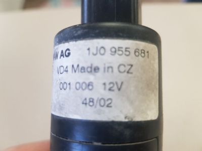 Fényszórómosó Szivattyú - Szivattyú