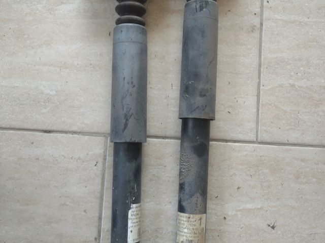 Hátsó Lengéscsillapító Pár - Futómű, kormányzás, felni | EXPO.HU