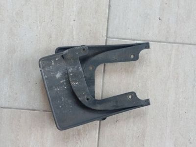 Első Sárvédő Gumi Pár