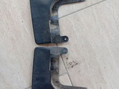 Első Sárvédő Gumi Pár - Karosszéria egyéb